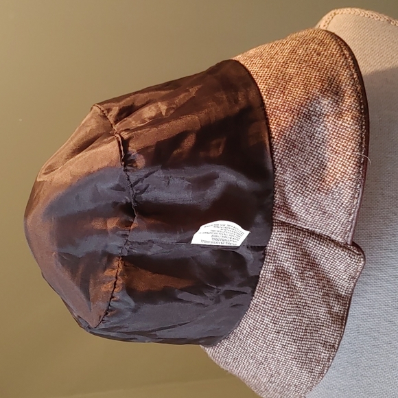 Wool with Leather Trim Bucket Hat - Picture 5 of 12
